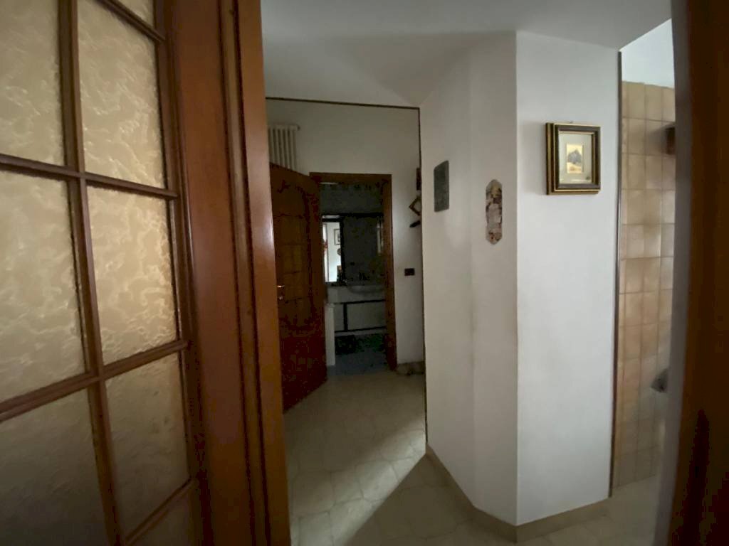 Corridoio - Trilocale via Agliè, Torino - foto 3