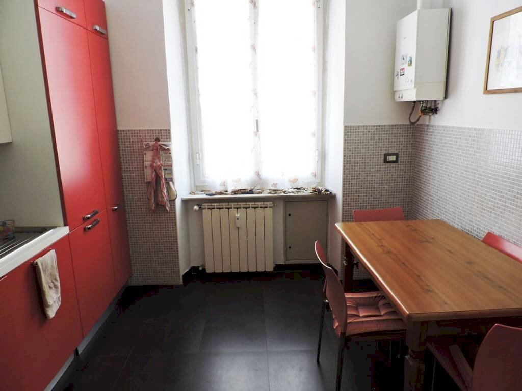 Cucina - Appartamento via Carlo Rolando, 11, Genova (zona Sampierdarena) - foto 3