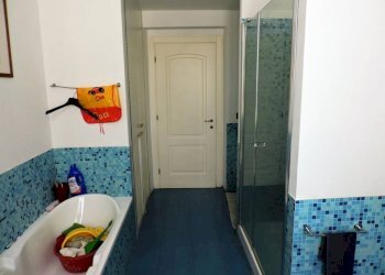 Bagno - Appartamento via Carlo Rolando, 11, Genova (zona Sampierdarena) - foto 6