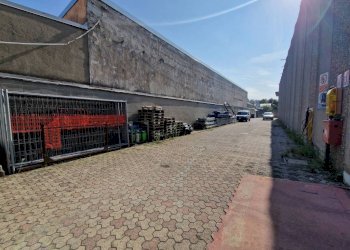 Cortile interno - Capannone via Cristina Belgioioso, 230, Rho - foto 12