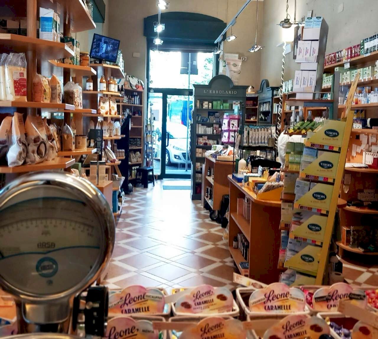 negozio locale commerciale in locazione genova sa - Negozio piazza Giovanni Martinez, Genova (zona San Fruttuoso) - foto 3