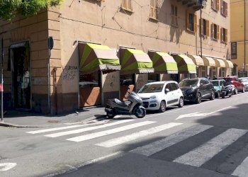 negozio locale commerciale in locazione genova sa - Negozio piazza Giovanni Martinez, Genova (zona San Fruttuoso) - foto 1