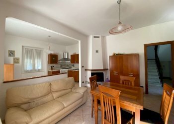 Interni - Villa Unifamiliare corso XXV Aprile, Cogorno - foto 13