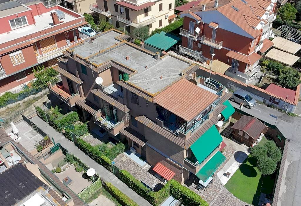 Vista - Appartamento via dei Monti di San Paolo, Roma - foto 2