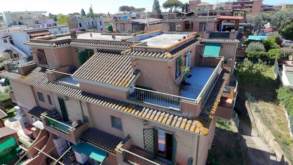 Vista - Appartamento via dei Monti di San Paolo, Roma - foto 3