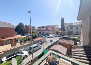 Vista - Appartamento via dei Monti di San Paolo, Roma - foto 9