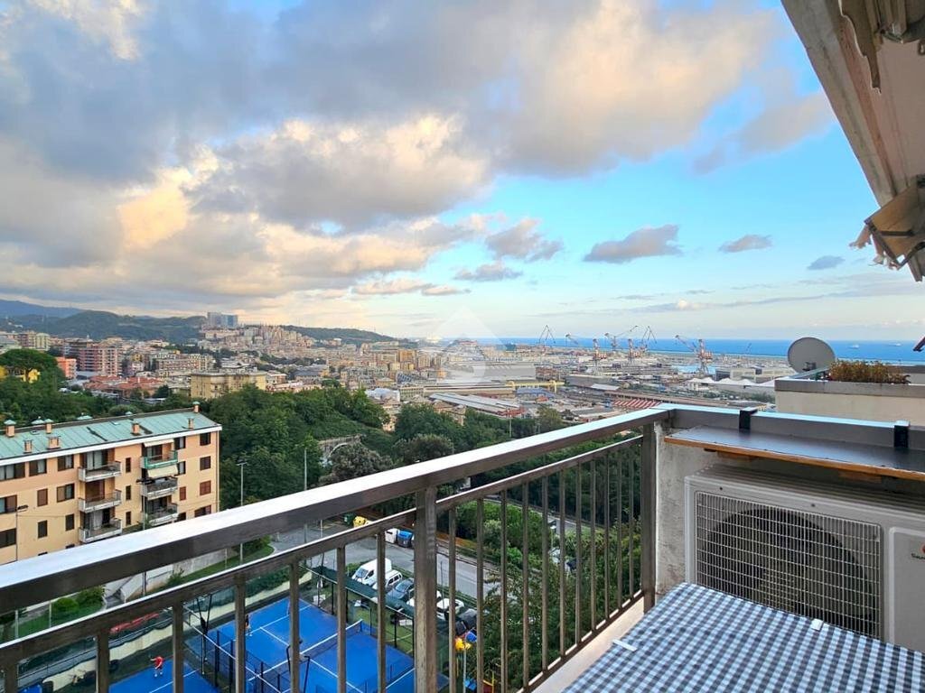 Quadrilocale Viale Villa Gavotti, Genova (zona Multedo) - foto 1