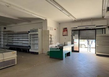 Shop Via Trieste, Marsala - photo 6