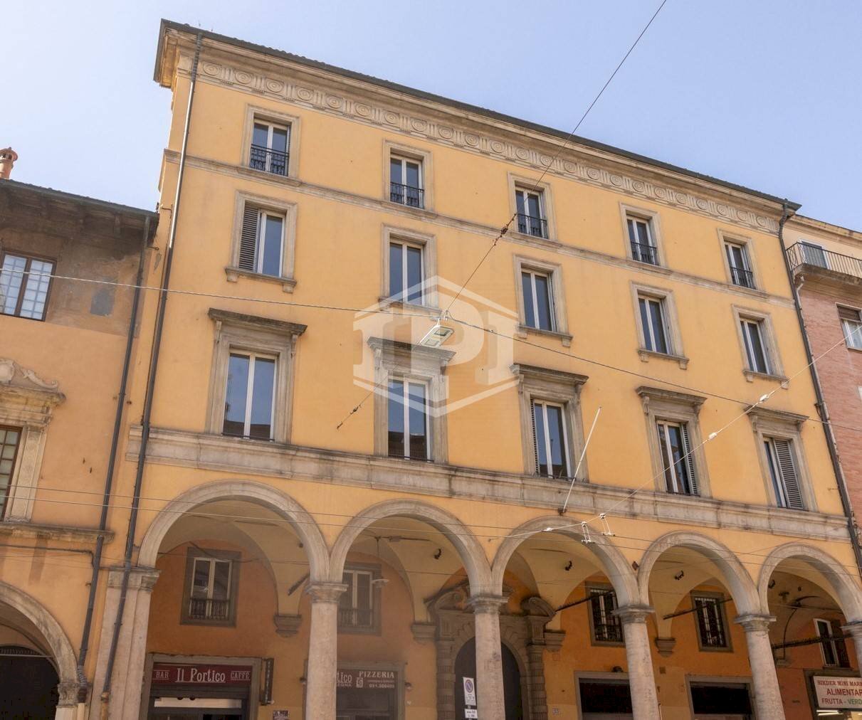 Bilocale Strada Maggiore, Bologna (zona Centro Storico) - foto 1