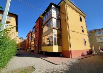 Quadrilocale via Giuseppe Garibaldi, Aosta - foto 2