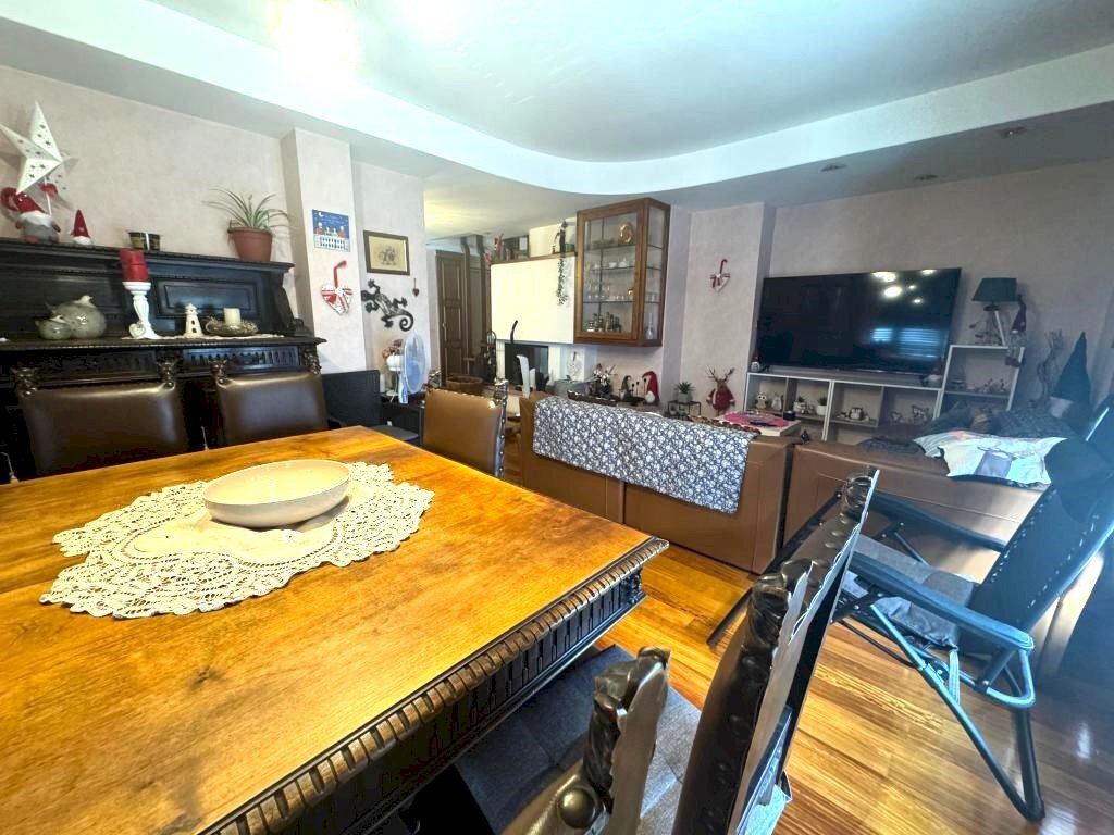 Appartamento via Tour De Grange, 15, Chatillon - foto 3