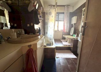 Appartamento via Tour De Grange, 15, Chatillon - foto 18