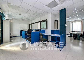 Ufficio Via Giuseppe Verdi, 16, Barge - foto 8