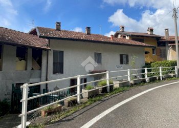 Semi-detached house Frazione Mello, Veglio - photo 3