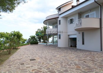 Foto 19 - Villa Colonnella - foto 19