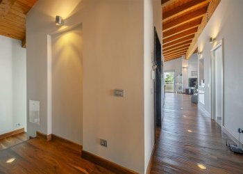 Foto 15 - Attic Via Carlo Porta
 
9, Robbiate - photo 15