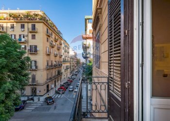 Balcone - Appartamento Via Venti Settembre
 
48, Palermo - foto 35