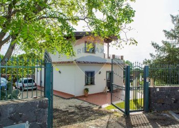 Casa all\'aperto - Villa Via Ragalidda
 
25, Nicolosi - foto 6