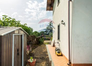 Giardino - Villa Via Ragalidda
 
25, Nicolosi - foto 11