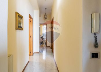 Hall / corridoio - Appartamento VIA MADONNA DELLA SCALA
 
15, Paterno - foto 13