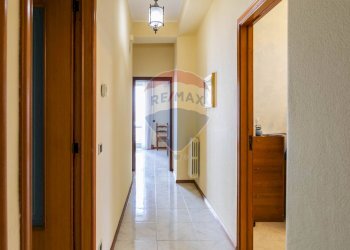 Hall / corridoio - Appartamento VIA MADONNA DELLA SCALA
 
15, Paterno - foto 14