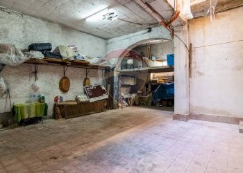 Dispensa di stoccaggio - Appartamento VIA MADONNA DELLA SCALA
 
15, Paterno - foto 30