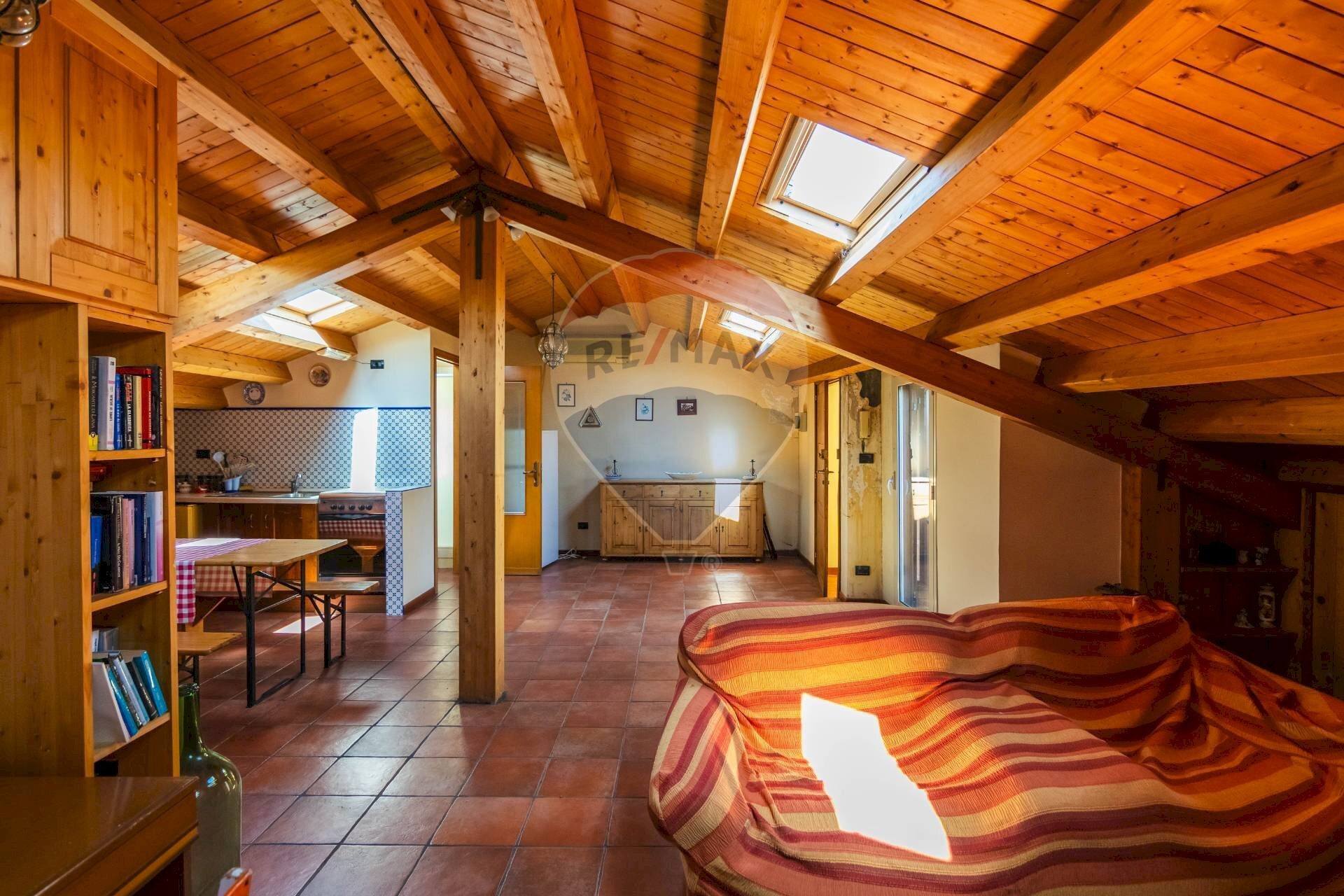 Camera / camera da letto - Attico VIA MADONNA DELLA SCALA
 
15, Paterno - foto 1