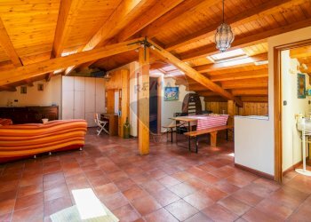 Camera / camera da letto - Attico VIA MADONNA DELLA SCALA
 
15, Paterno - foto 3