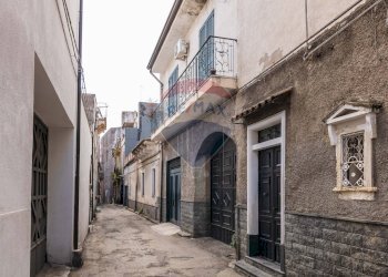 Edificio all\'aperto - Attico VIA MADONNA DELLA SCALA
 
15, Paterno - foto 15