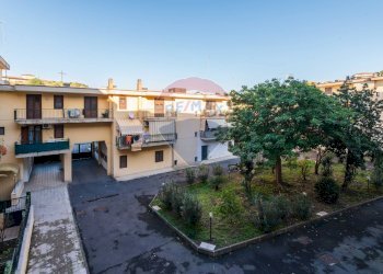 Edificio all\'aperto - Trilocale Via Agnone
 
128, Lentini - foto 23