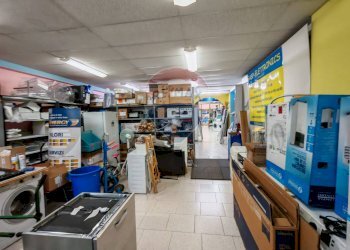 Dispensa di stoccaggio - Locale Commerciale Via Angelita
9, Recanati - foto 12