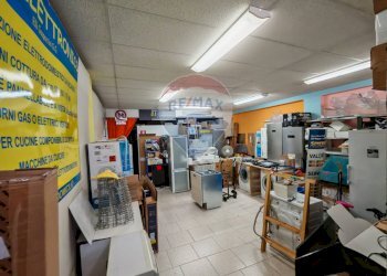 Dispensa di stoccaggio - Locale Commerciale Via Angelita
9, Recanati - foto 15