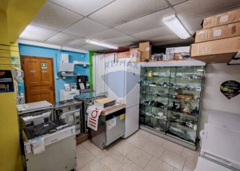 Dispensa di stoccaggio - Locale Commerciale Via Angelita
9, Recanati - foto 20