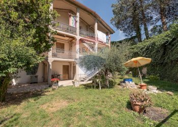 Casa all\'aperto - Trilocale contrada esinante
 
4, Apiro - foto 3