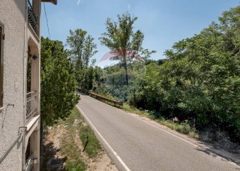 BALCONE - Trilocale contrada esinante
 
4, Apiro - foto 12