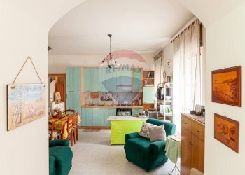 Soggiorno - Three-room apartment VIA GRAMSCI
 
80, Nocera Inferiore - photo 2