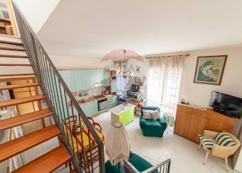 Scale - Three-room apartment VIA GRAMSCI
 
80, Nocera Inferiore - photo 1