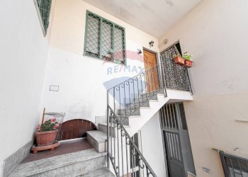 Scale - Three-room apartment VIA GRAMSCI
 
80, Nocera Inferiore - photo 20