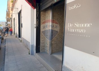 Edificio all\'aperto - Locale Commerciale Via Salvatore Giordano
 
10, Nocera Inferiore - foto 2