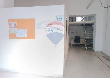 Non correlato - Locale Commerciale Via Salvatore Giordano
 
12, Nocera Inferiore - foto 7