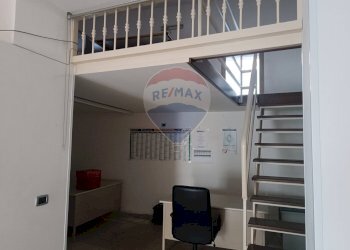 Scale - Locale Commerciale Via Salvatore Giordano
 
12, Nocera Inferiore - foto 12