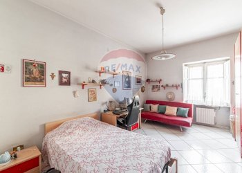 Camera / camera da letto - Four-room apartment via garibaldi
 
16, Pagani - photo 23