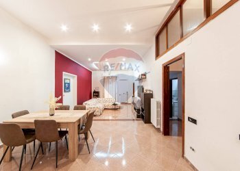 Sala da pranzo - Appartamento VIA CERVINIA
 
20, Angri - foto 1