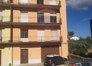 Edificio all\'aperto - Appartamento via degli oleandri, Roggiano Gravina - foto 1