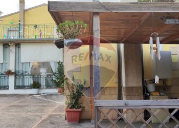 Terrazza - Villa VIA PIER SANTI MATTARELLA
 
27, Caltagirone - foto 6