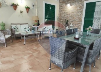 Terrazza - Villa VIA PIER SANTI MATTARELLA
 
27, Caltagirone - foto 11