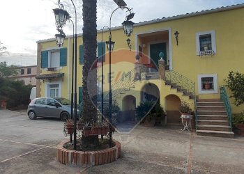 Casa all\'aperto - Villa VIA PIER SANTI MATTARELLA
 
27, Caltagirone - foto 32