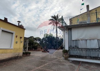 Casa all\'aperto - Villa VIA PIER SANTI MATTARELLA
 
27, Caltagirone - foto 34