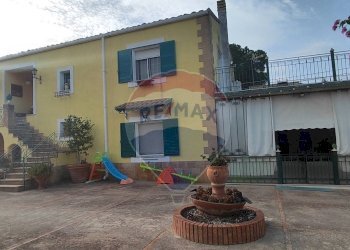 Casa all\'aperto - Villa VIA PIER SANTI MATTARELLA
 
27, Caltagirone - foto 36
