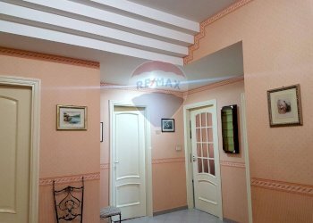 Hall / corridoio - Villa VIA PIER SANTI MATTARELLA
 
27, Caltagirone - foto 66